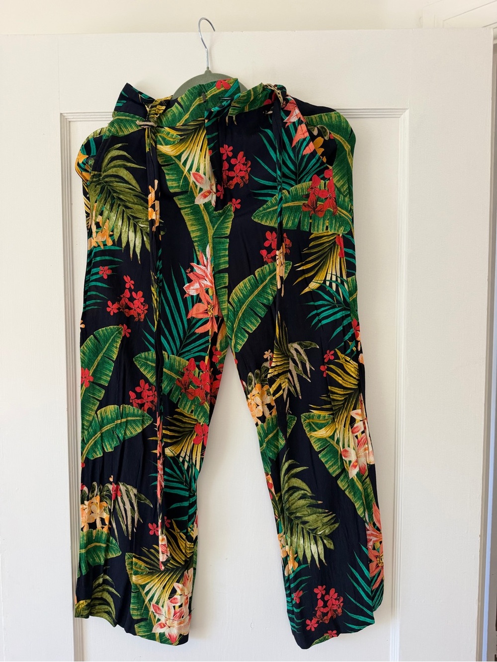 Zara Tropical Wide-Leg Pants - Black, Green, Red- size XS